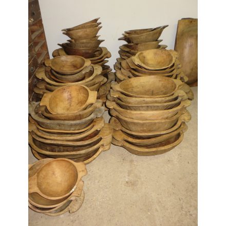 #10  Antique round dough bowls