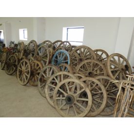 #16  Antique wagon wheels
