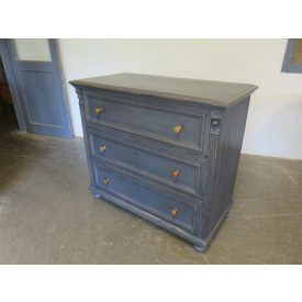 #1737 Antique Pine Chest of Three Drawers (grey)