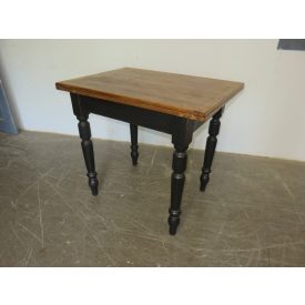 #1786 Antique Pine FlipTop Table (black base-waxed top)