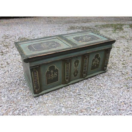 # 2043 Antique Hand Painted Trunk (Original Green Colour)