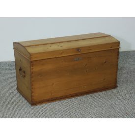 #2611 Antique pine blanket chest - finished with wax