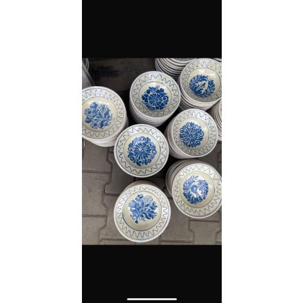 Image-5  Small Hand-Painted Plates (20 cm diameter)