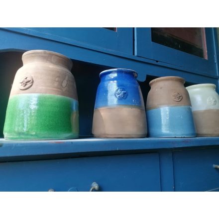 PHOTO-5  Pots with bee