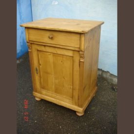   Country pine base cabinet /original item, wax finished product