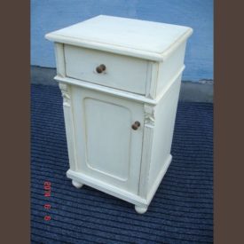 Country pine nightstand /original paint finished product