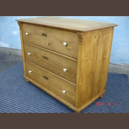 Country pine 3-drawer chest / original item, waxfinished condition